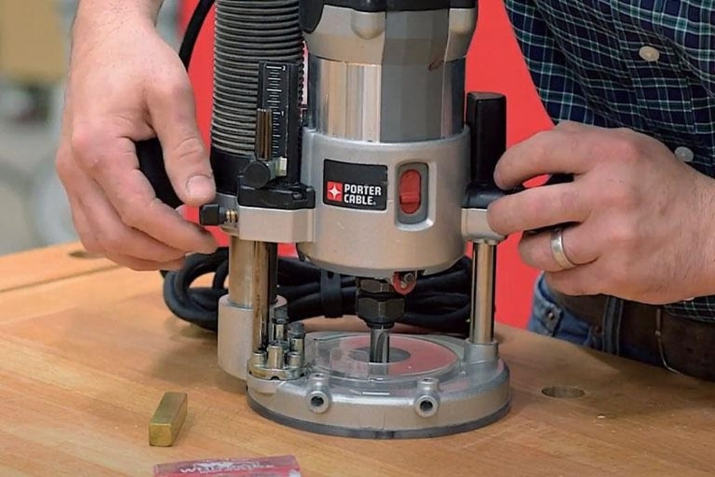 How to Set the Depth on a Plunge Router Learn 2 Easiest Ways to Do It