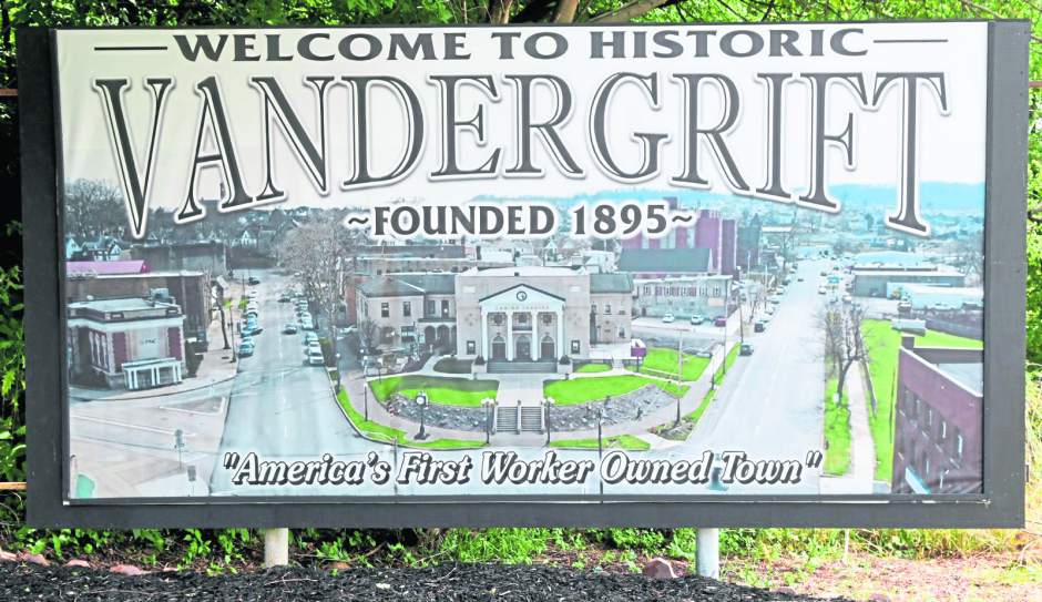 418610webVandergriftSign01