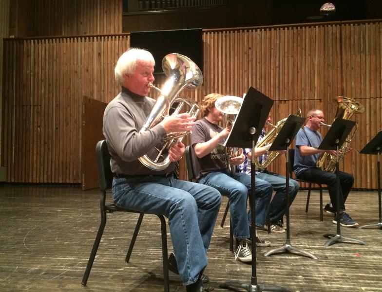 Tuba Christmas Akron Oh 2024 Vikki Jerrilee