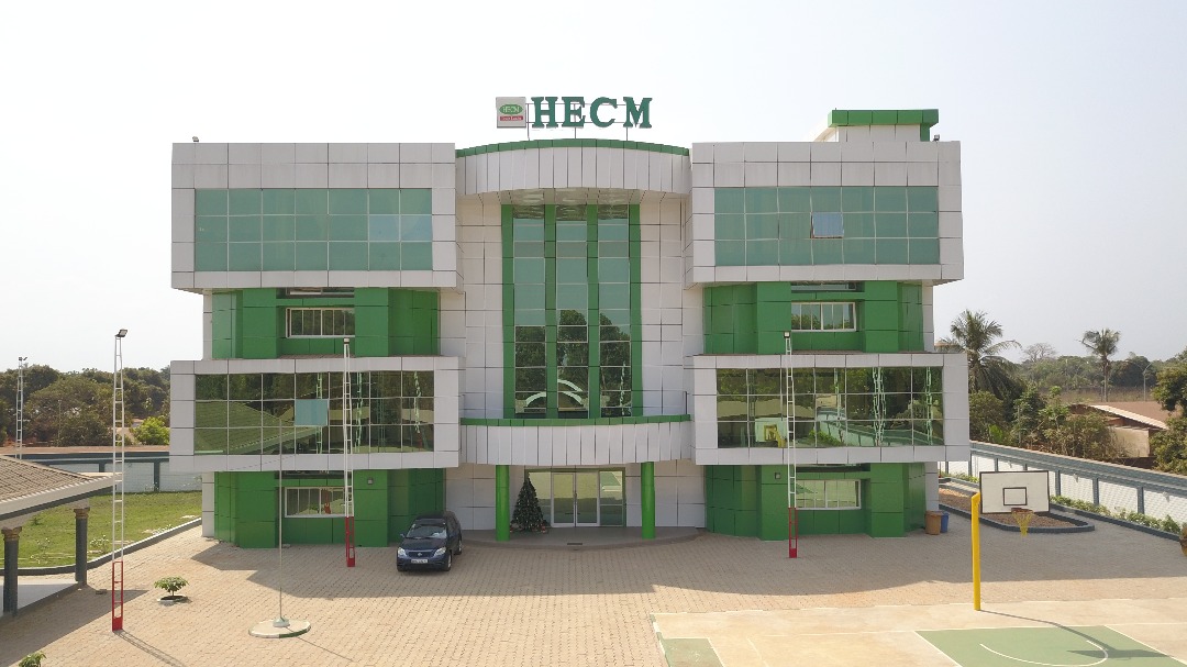 Bénin gratuité des cours en ligne pour les étudiants de la Hecm