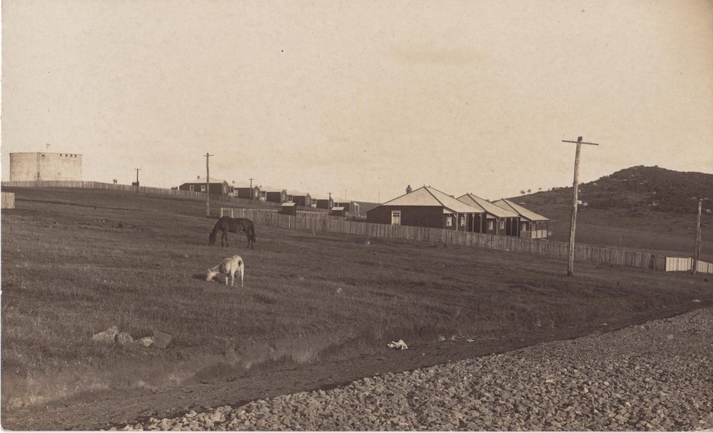 Military Road, Port Kembla University of Wollongong Archives