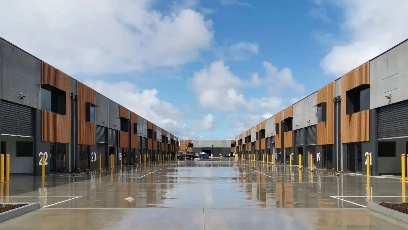 Aylesbury Drive Altona Archiworks™