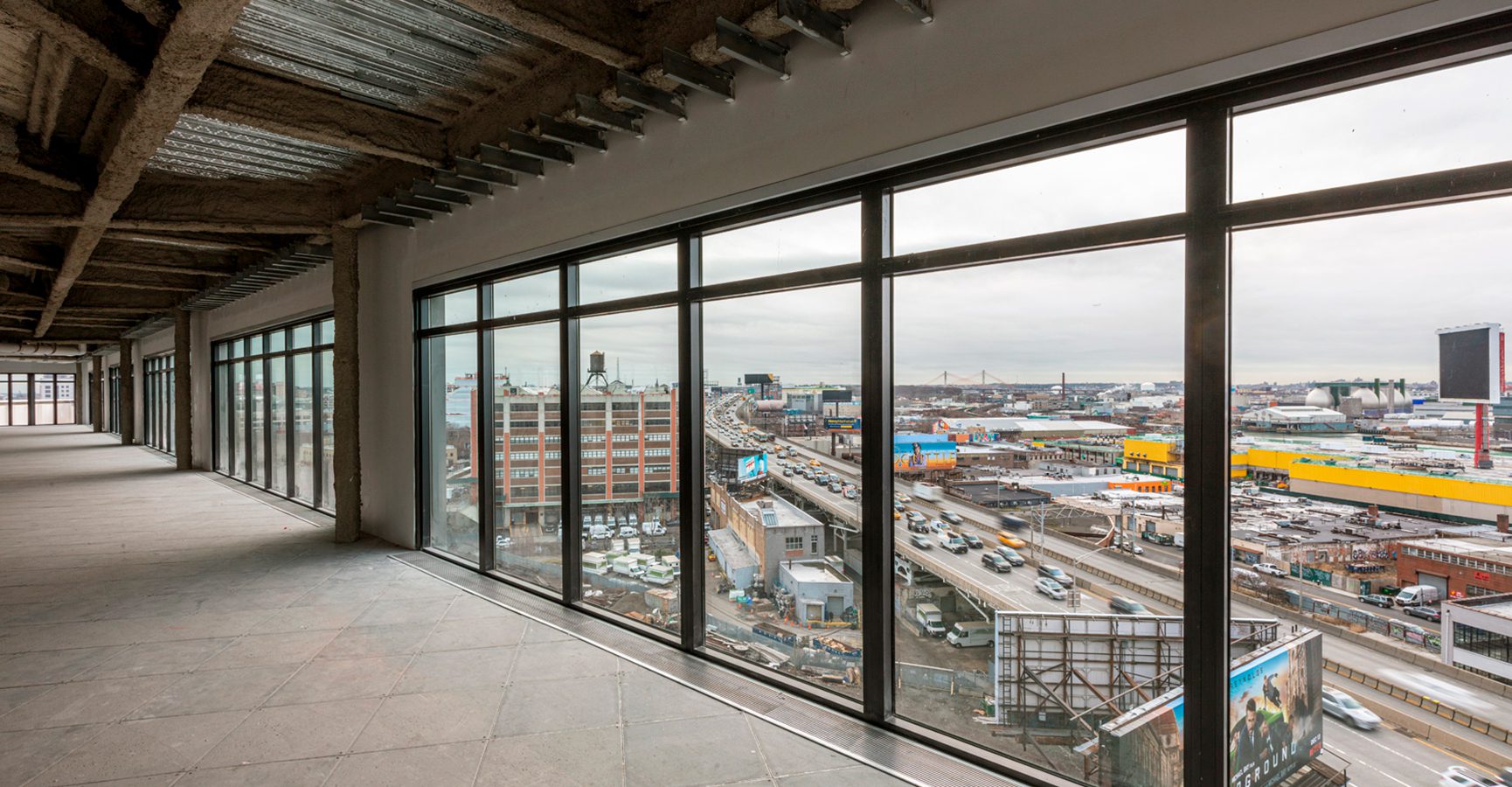 Paragon Building 2100 49th Avenue Archstone Builders LLC