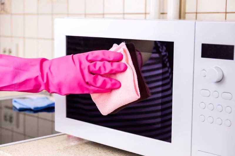 How to clean microwave hacks and tips for easier cleaning