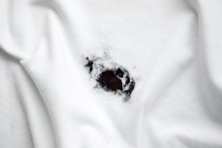 How to remove pen ink from clothes after drying