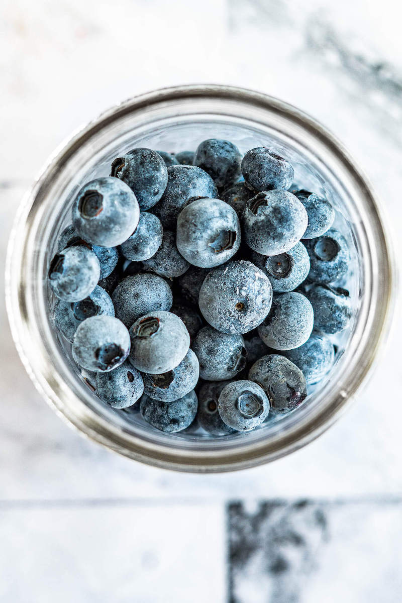 How to wash and store blueberries to keep them fresh & aromatic