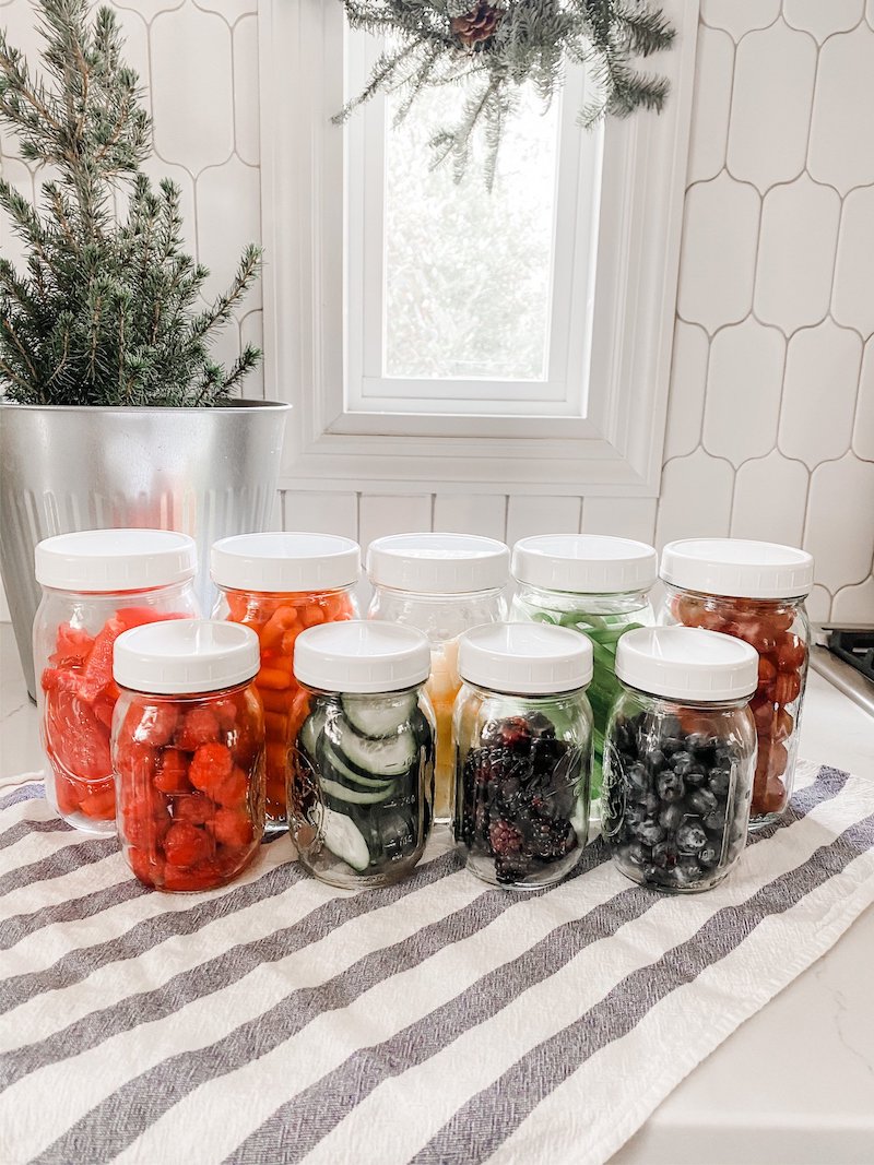 How to wash and store blackberries to keep them juicy & fresh