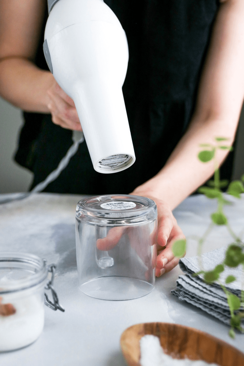 5 Easy Ways to Remove Sticky Labels From Glass Jars