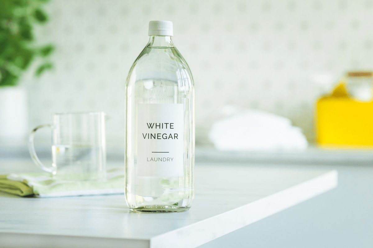 9 Super Clever Reasons To Add Vinegar To Your Laundry