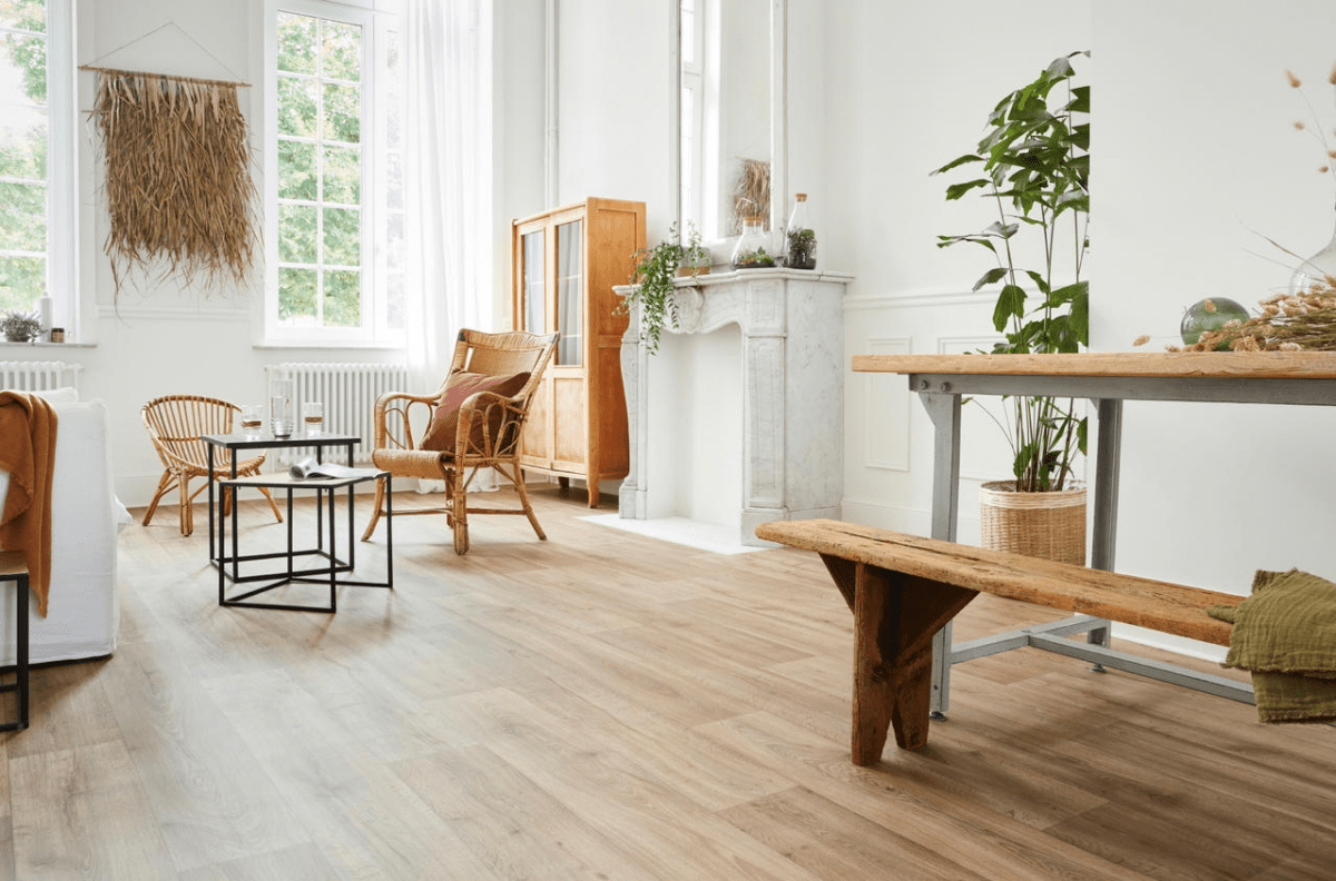 How To Choose The Right Wood Floor Color For Your Home (5 Steps)