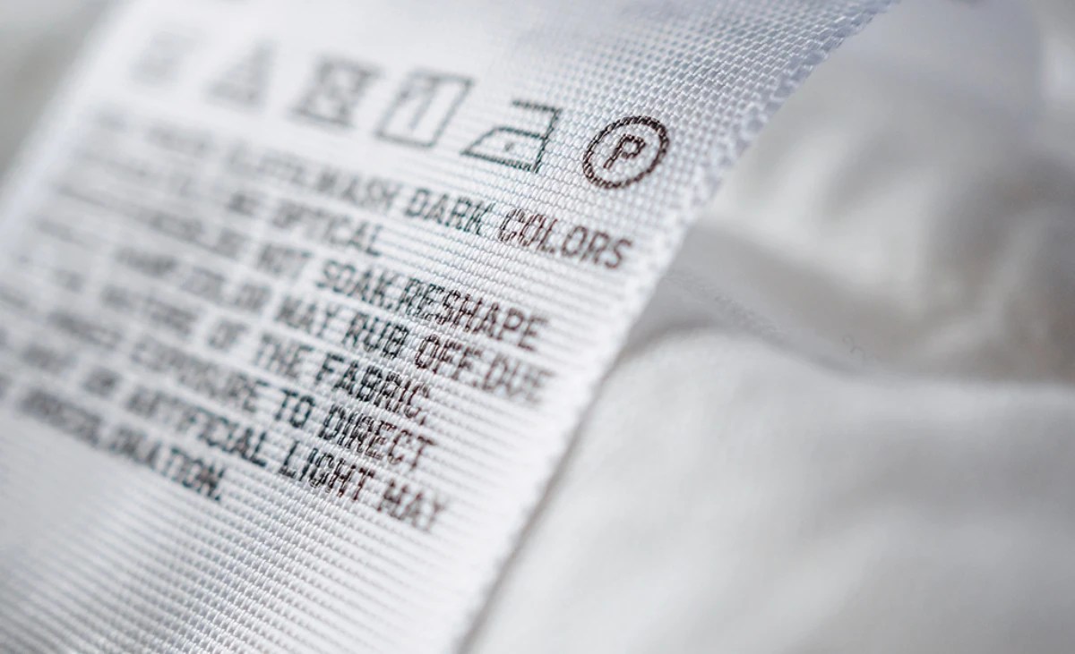 How To Wash A Comforter The Right Way (No Lumps!)