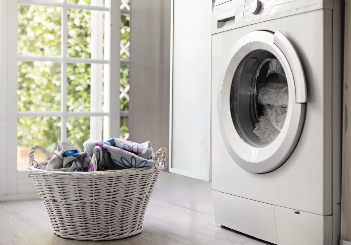 Transform Trash Into Treasure: 5 Brilliant Uses For Dryer Lint