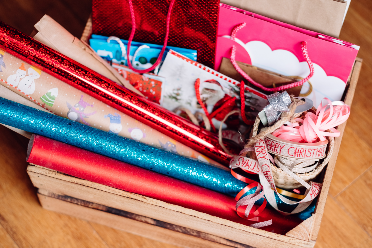 How To Make A Gift Bag Out Of Wrapping Paper StepbyStep Guide