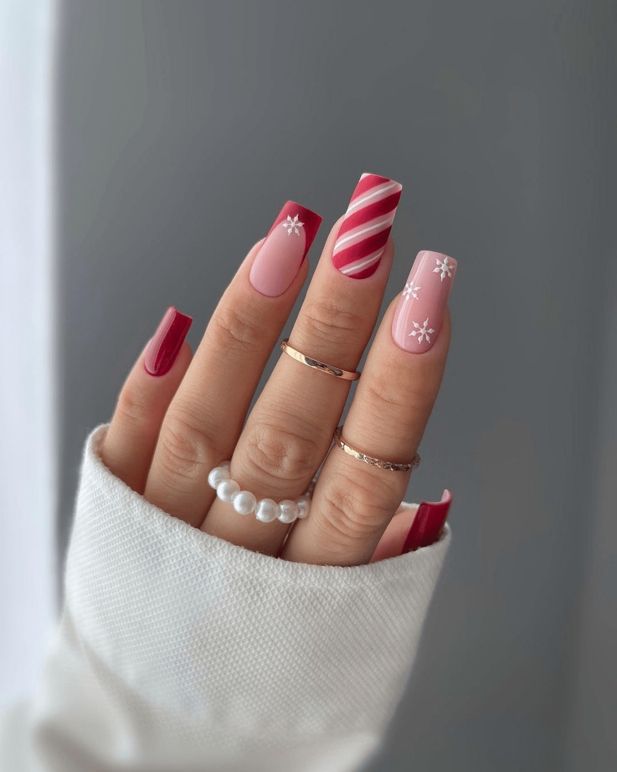 15+ Christmas Nail Design You Will Fall In Love With