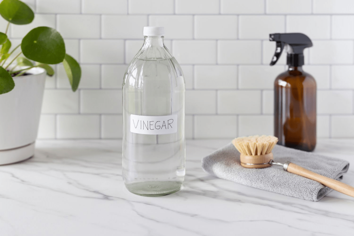 7 DIY Quartz Cleaner Recipes You’ll Love