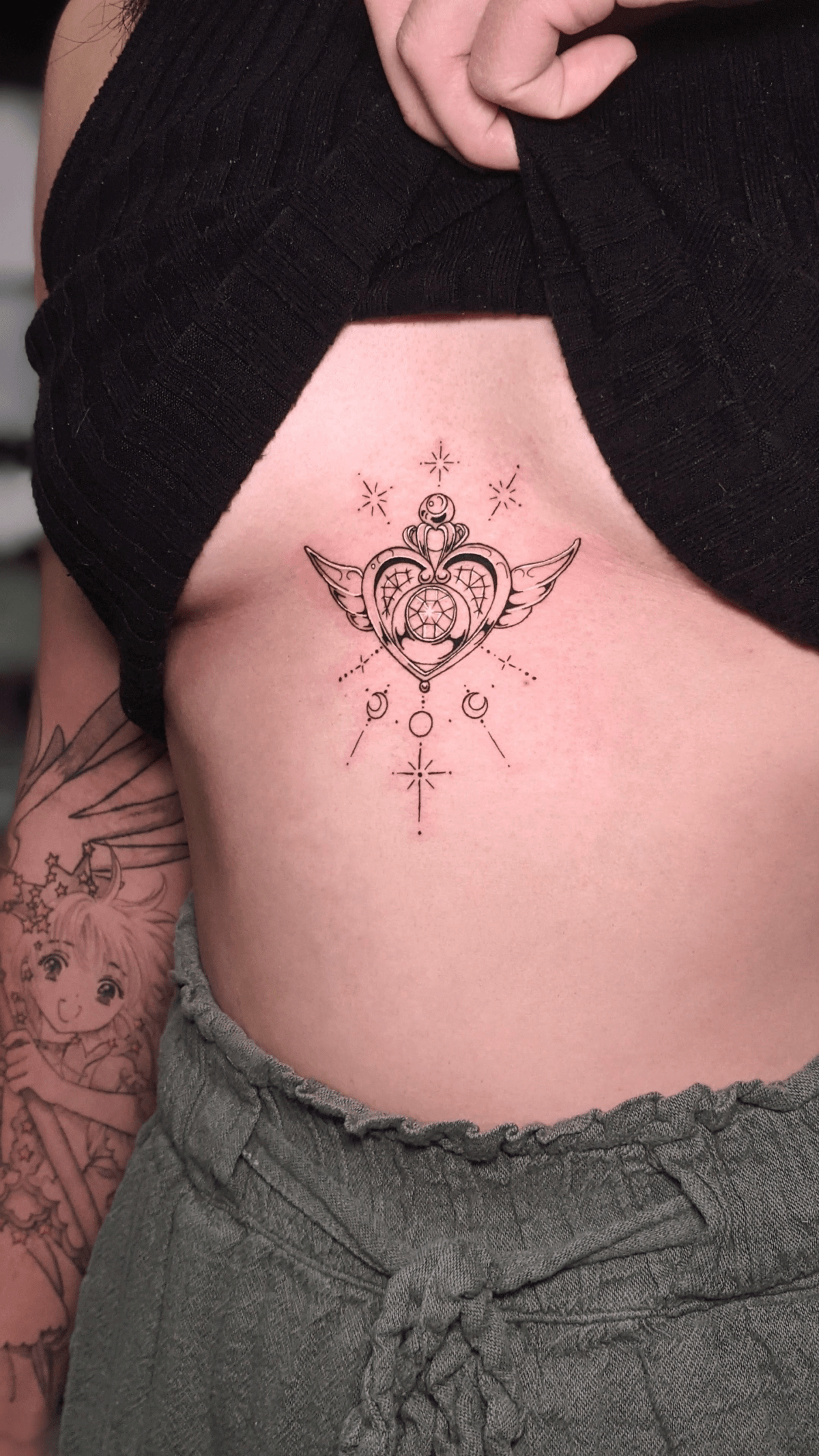 Sternum Tattoos Exploring Their Unique Appeal & Inspiring Ideas