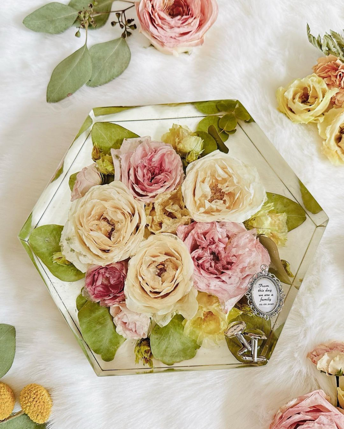 Everything You Need To Know About Resin Flower Preservation