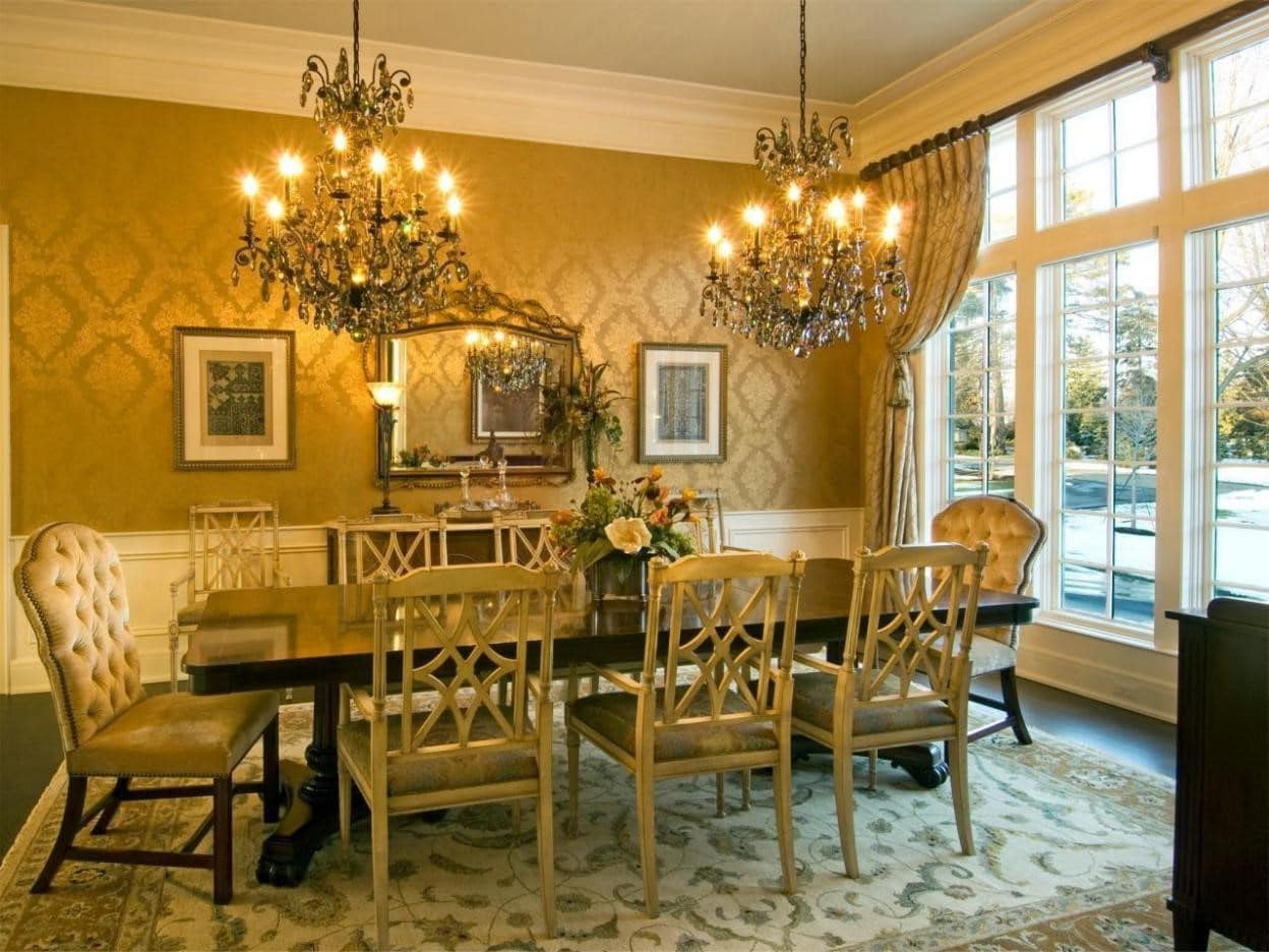 Magnificent Victorian Dining Rooms That Radiate Opulence and Color
