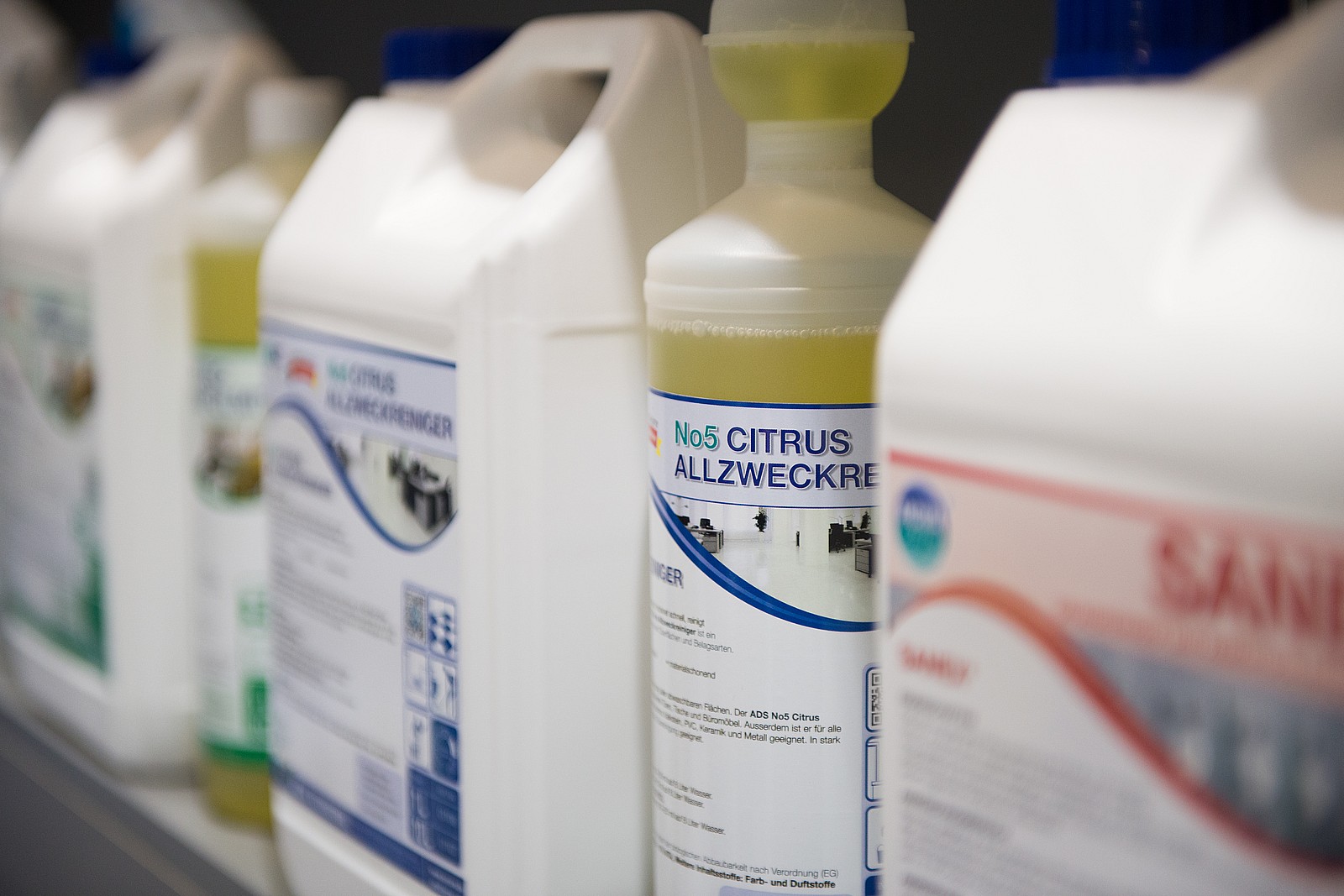 ARCORA HANDELS GmbH Großhandel für Hygieneprodukte