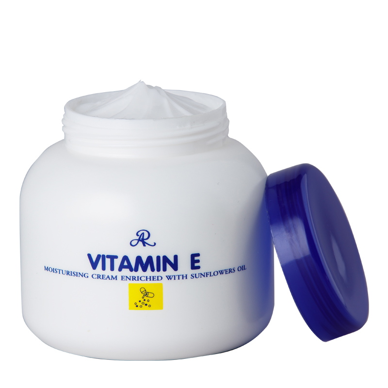 AR Vitamin E Moisturizing Cream