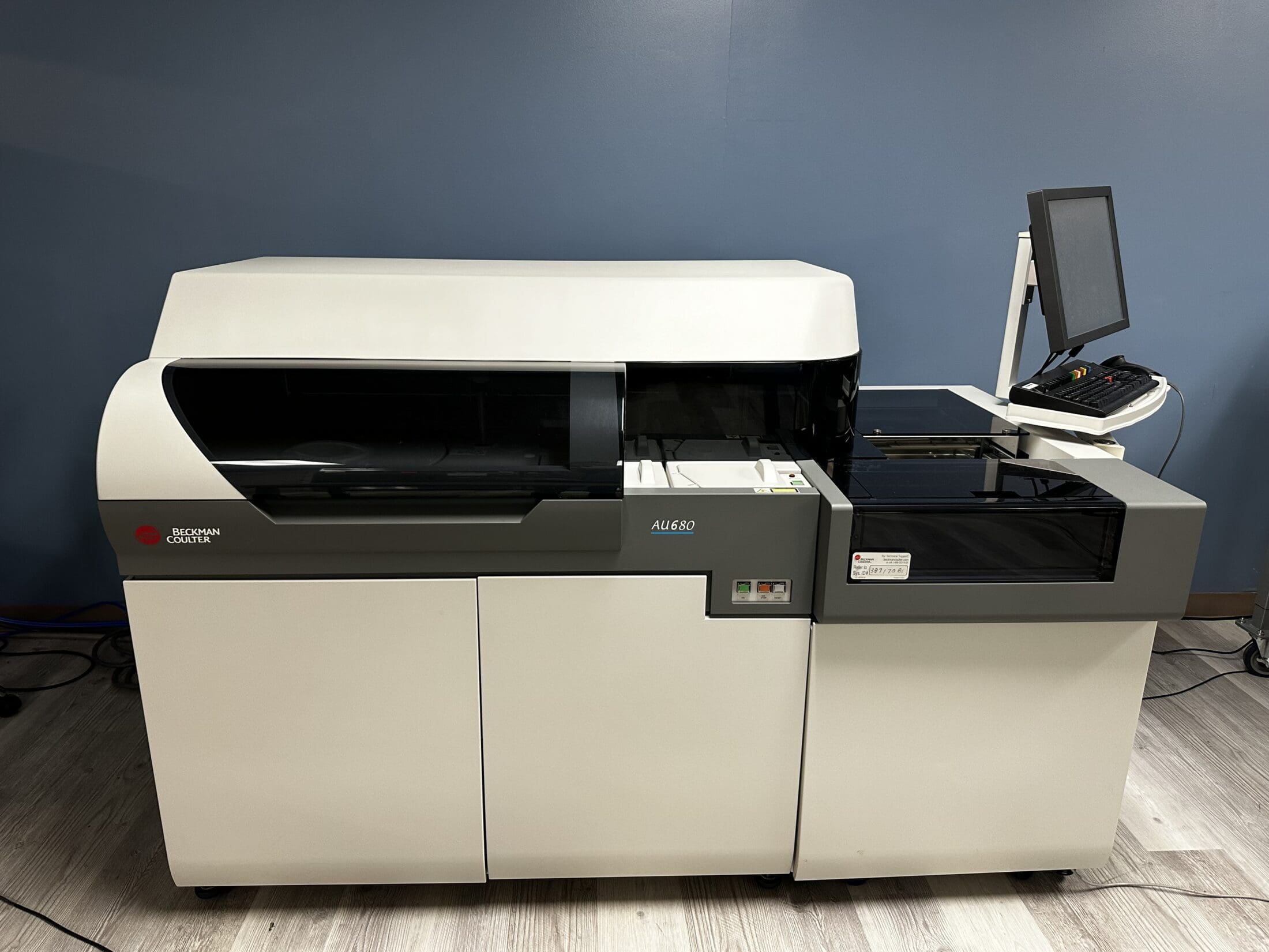 Beckman Coulter AU680 Chemistry Analyzer - Arc Scientific