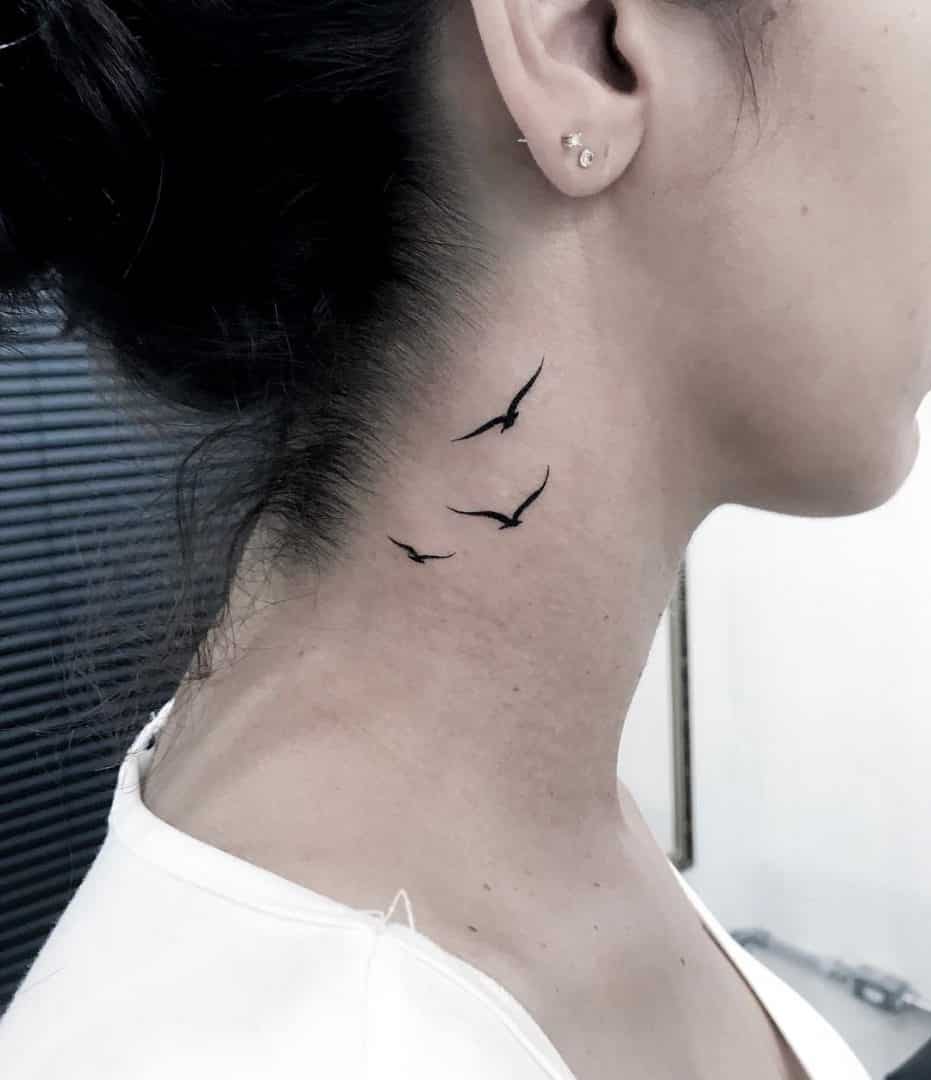 Tatuagem no pescoço masculina as 40 MELHORES ideias para tatuar Tatuagem no pescoço Mais de 70 inspirações para tatuar