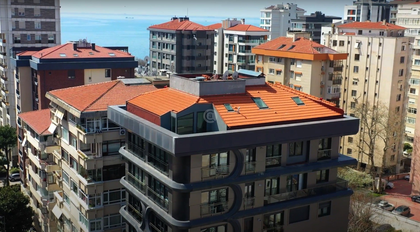 Ready to move apartments for sale in Kadikoy Istanbul Area İstanbul