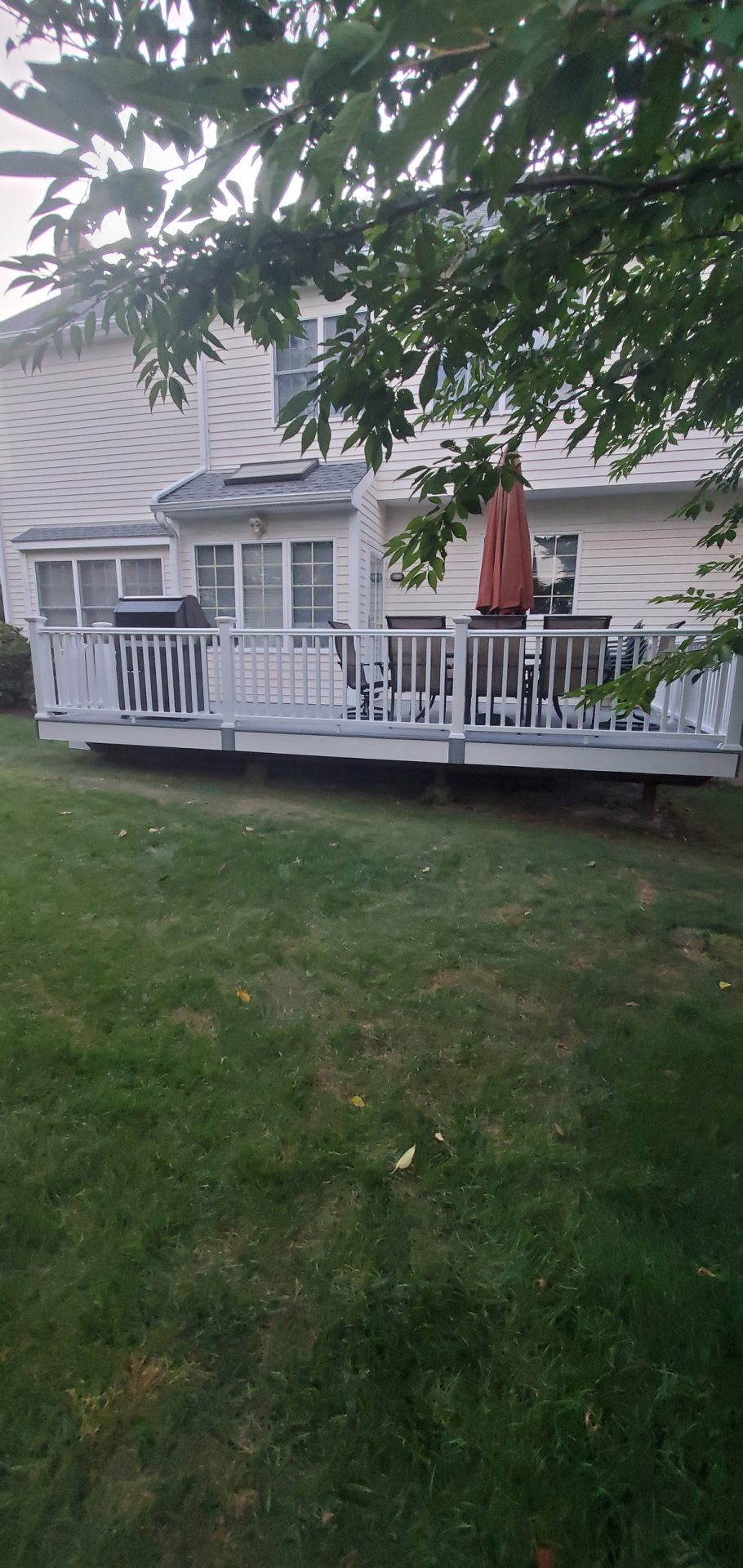 Custom Deck Design and Construction Area Renovation Deck Contractor