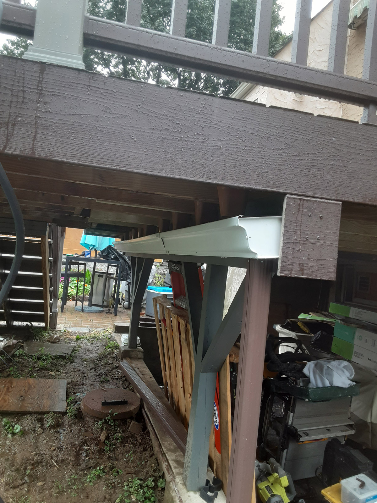 Custom Deck Design and Construction Area Renovation Deck Contractor