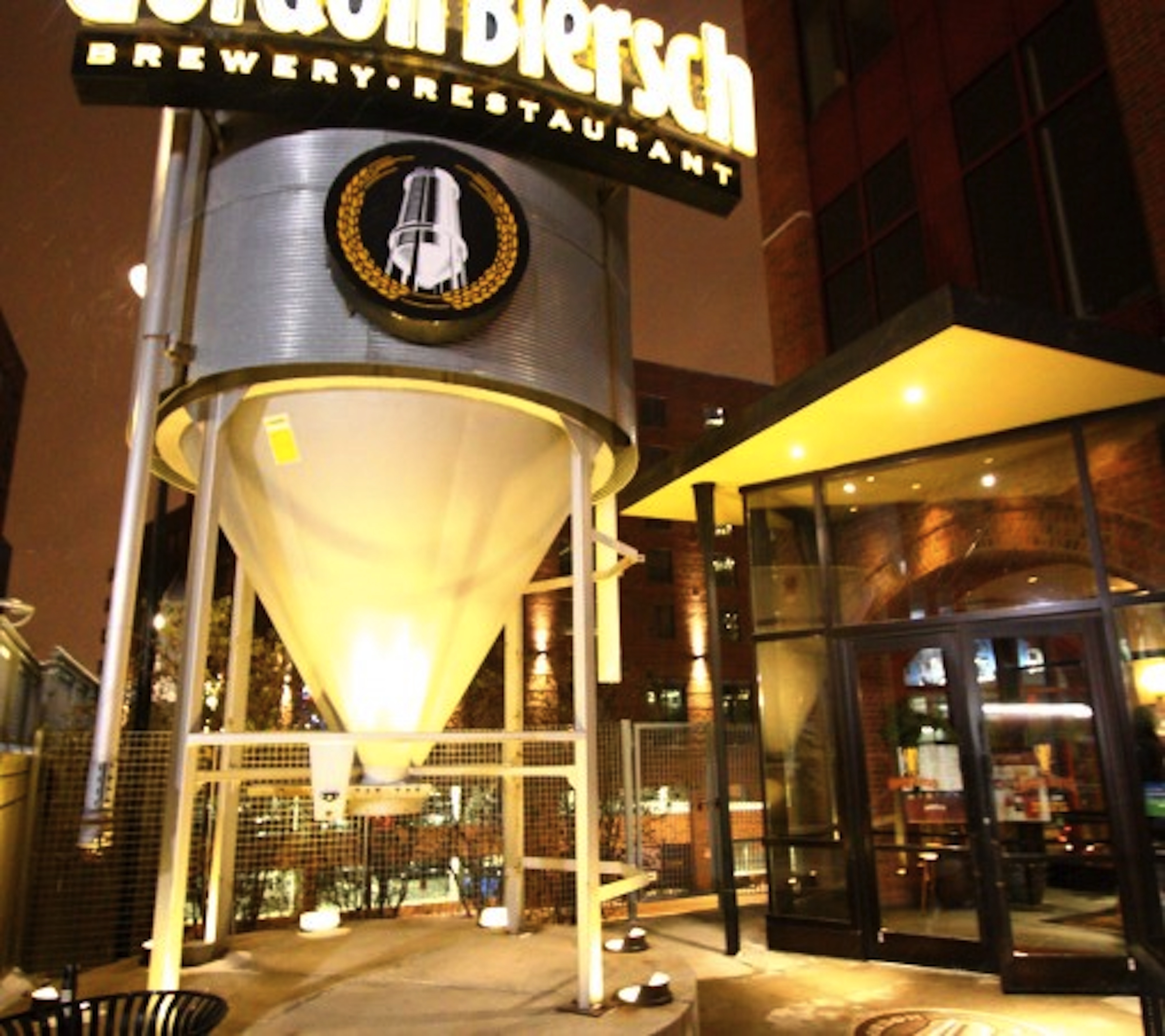 Gordon Biersch Arena District Restaurants Arena District