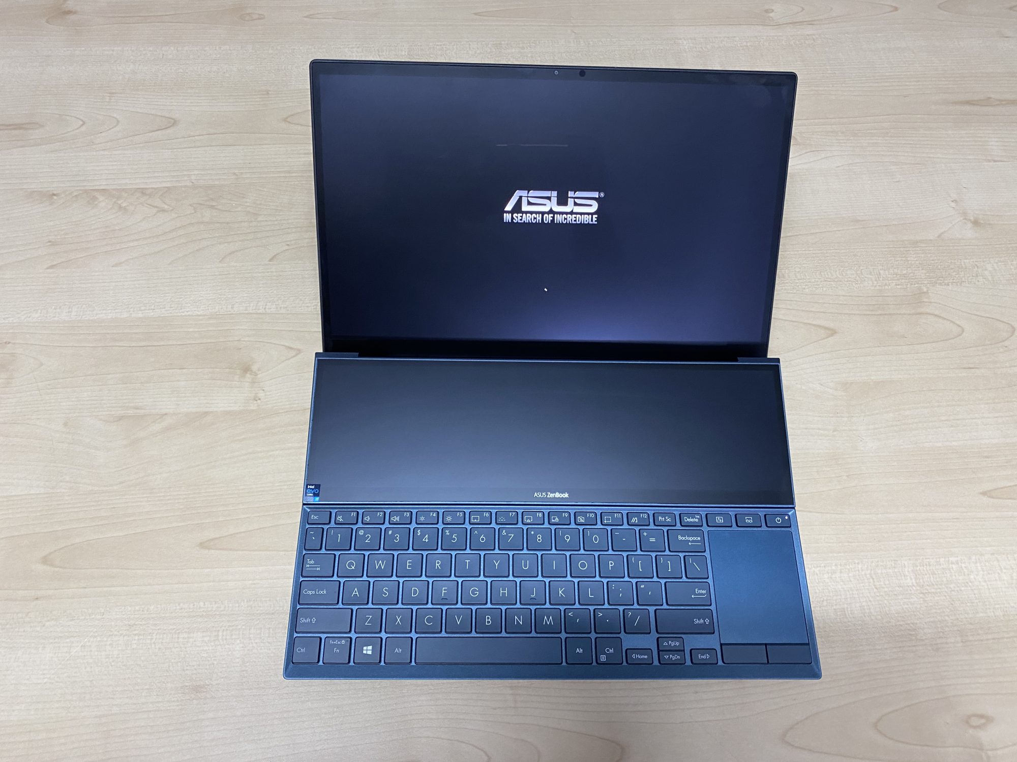 UX482 (10)
