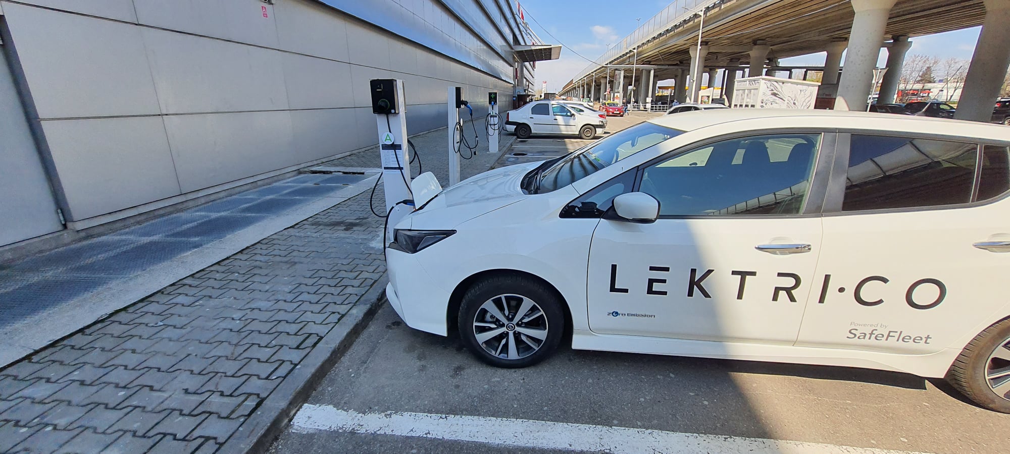 Compania românească Lektri a lansat o priză pentru mașini electrice