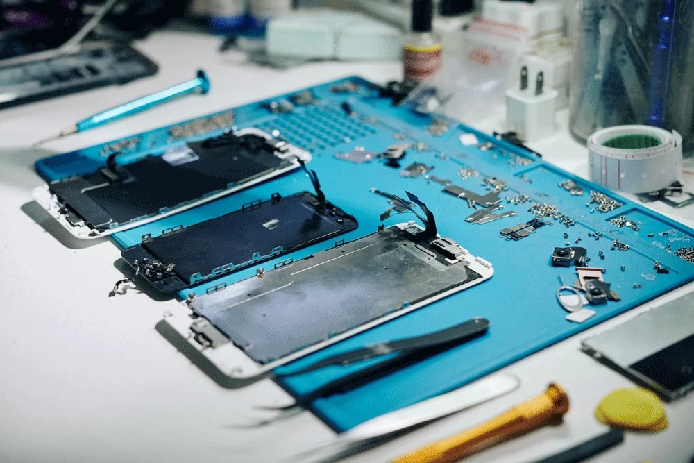 Service iPhone Jakarta Barat Yang Terbaik (Pasti Puas) 👍