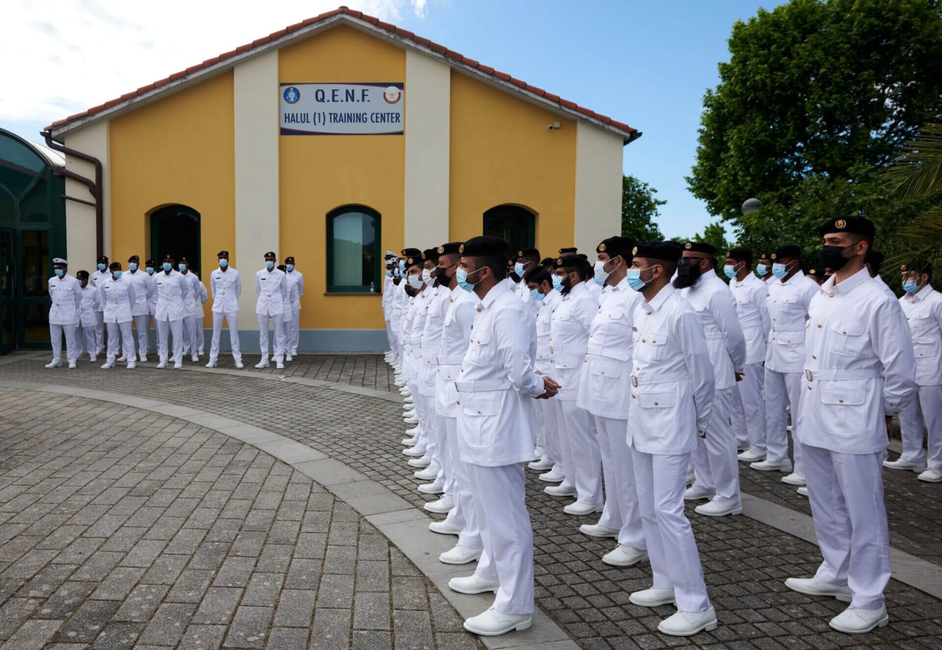 Taglio della prima lamiera a Riva Trigoso dell'LPD per il Qatar