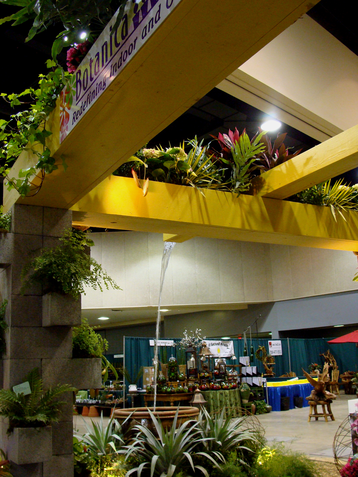 Botanica_Waterfall_46