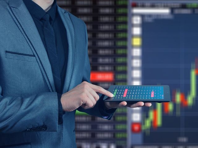 Combien Rapporte 100 Million D'euros Placé En Banque En 2021