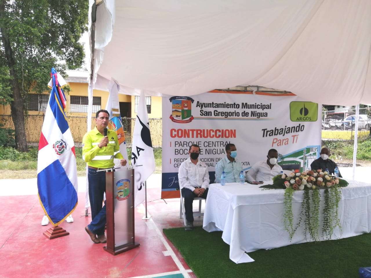Argos Dominicana firma acuerdo para la construcción de parque central