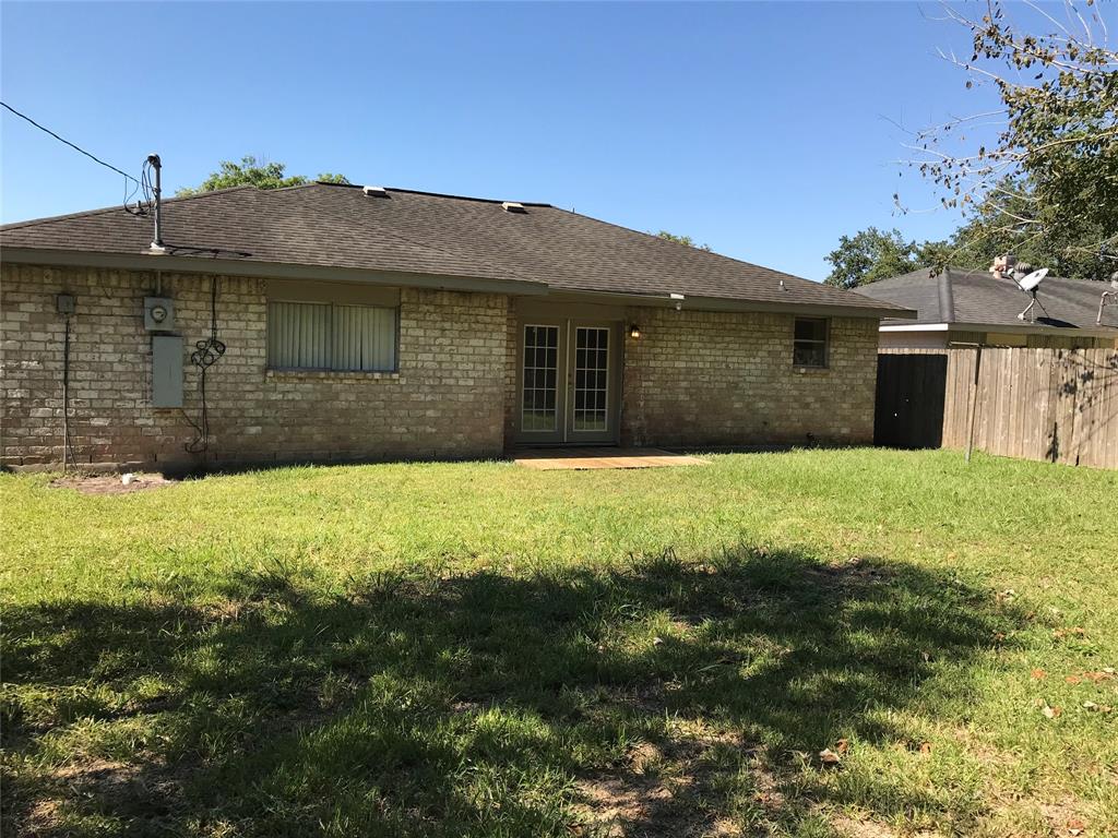 15030 Wellman Lane Houston, TX 77060 Absolute Realty Group