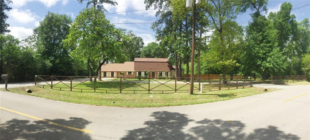 17815 Red Oak Drive Houston, TX 77090 Absolute Realty Group