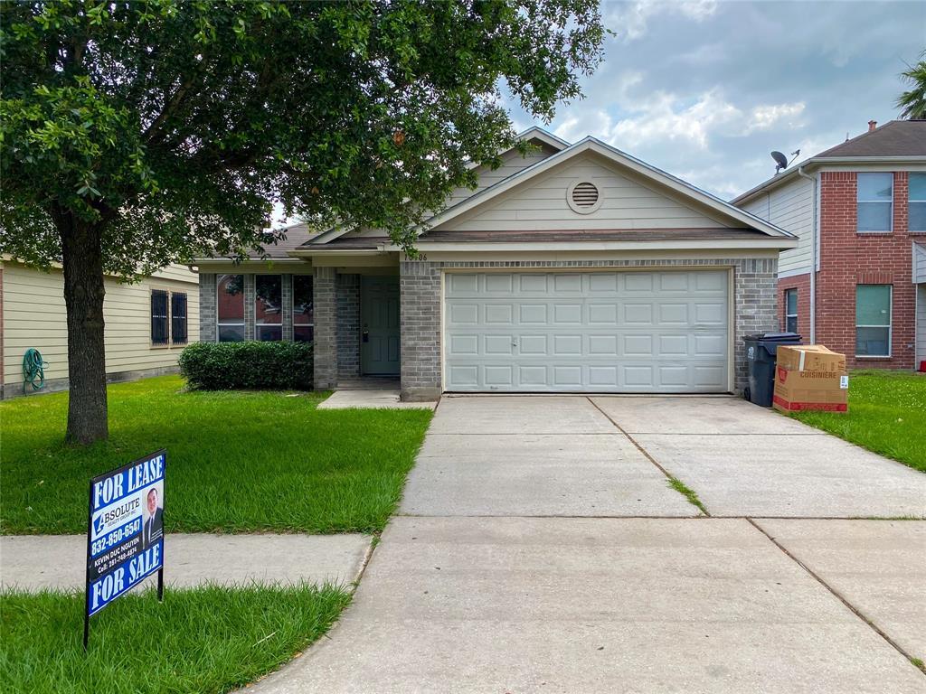 10906 Maple Bough Lane Houston, TX 77067 Absolute Realty Group
