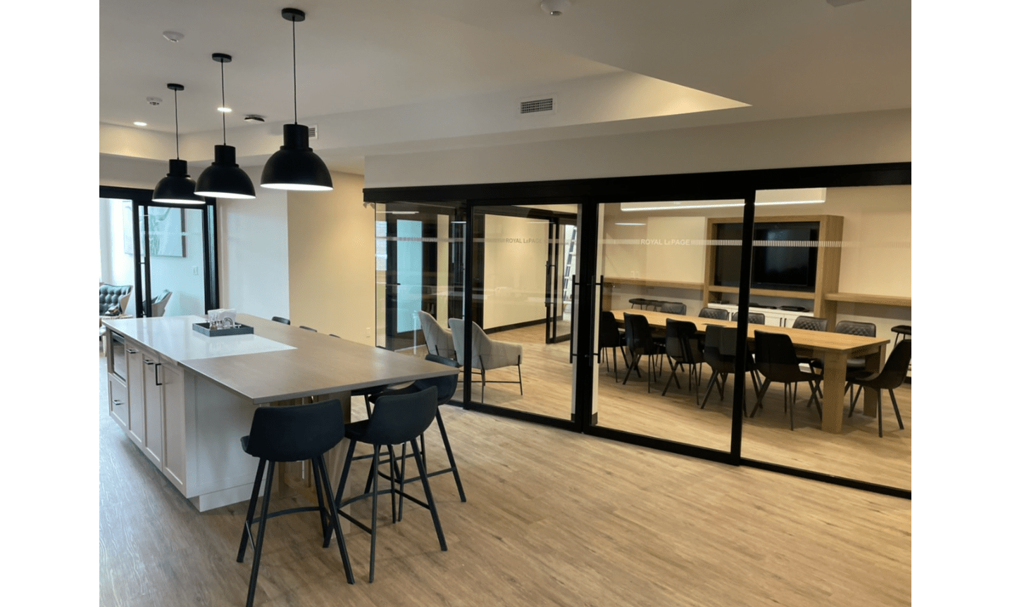 ROYAL LEPAGE MANOTICK