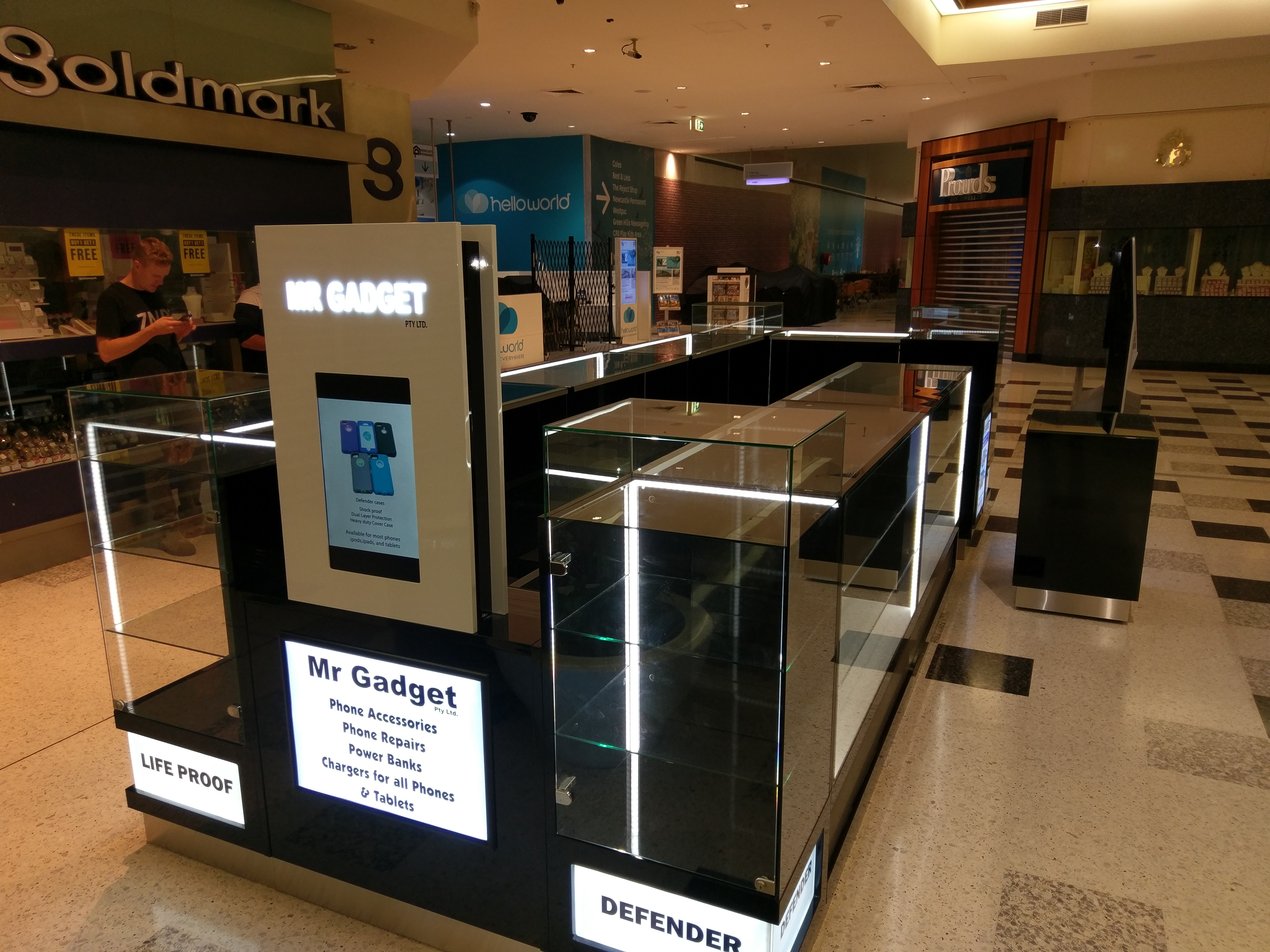 02 SHOPPING CENTRE KIOSKS Arien Group Arien Group