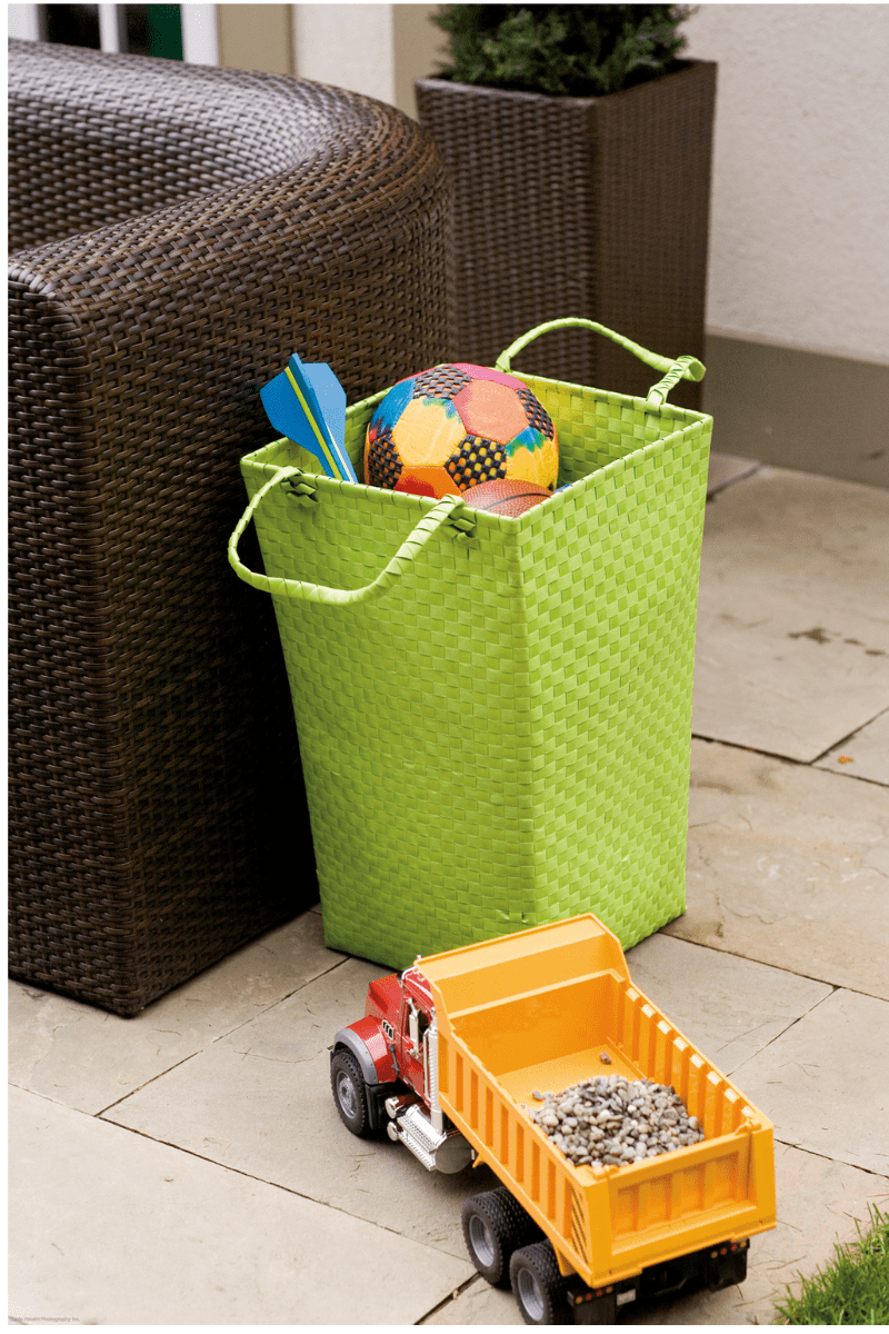 Outdoor Toy Storage Ideas All Moms Will Love arinsolangeathome