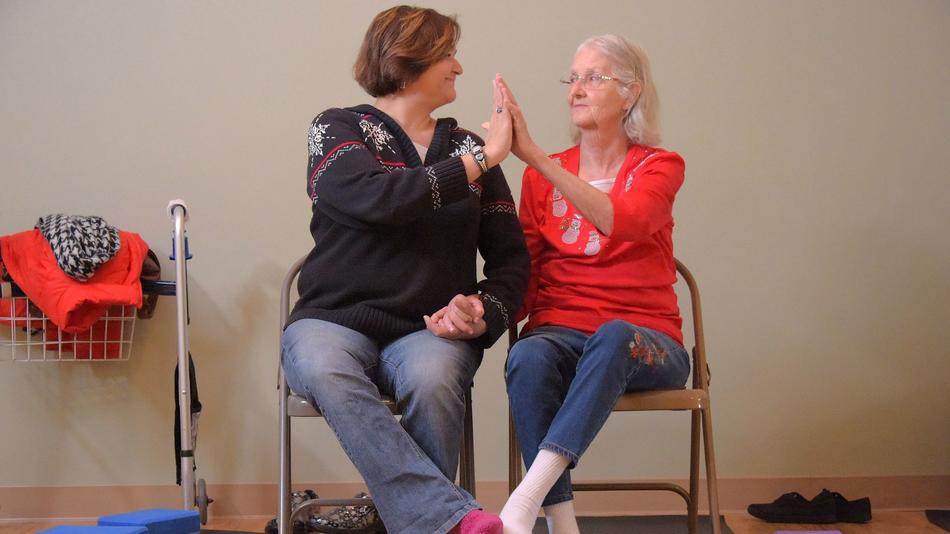 Alzheimer's Patients and Caregivers Connect Through Yoga Arizona
