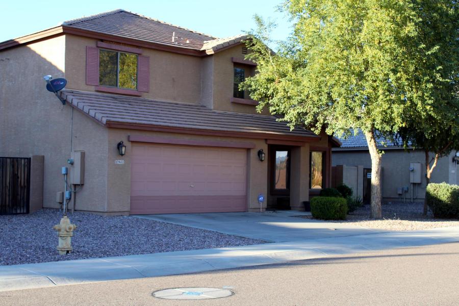 3 Car garage home for sale Tolleson, AZ Tandem Garage 