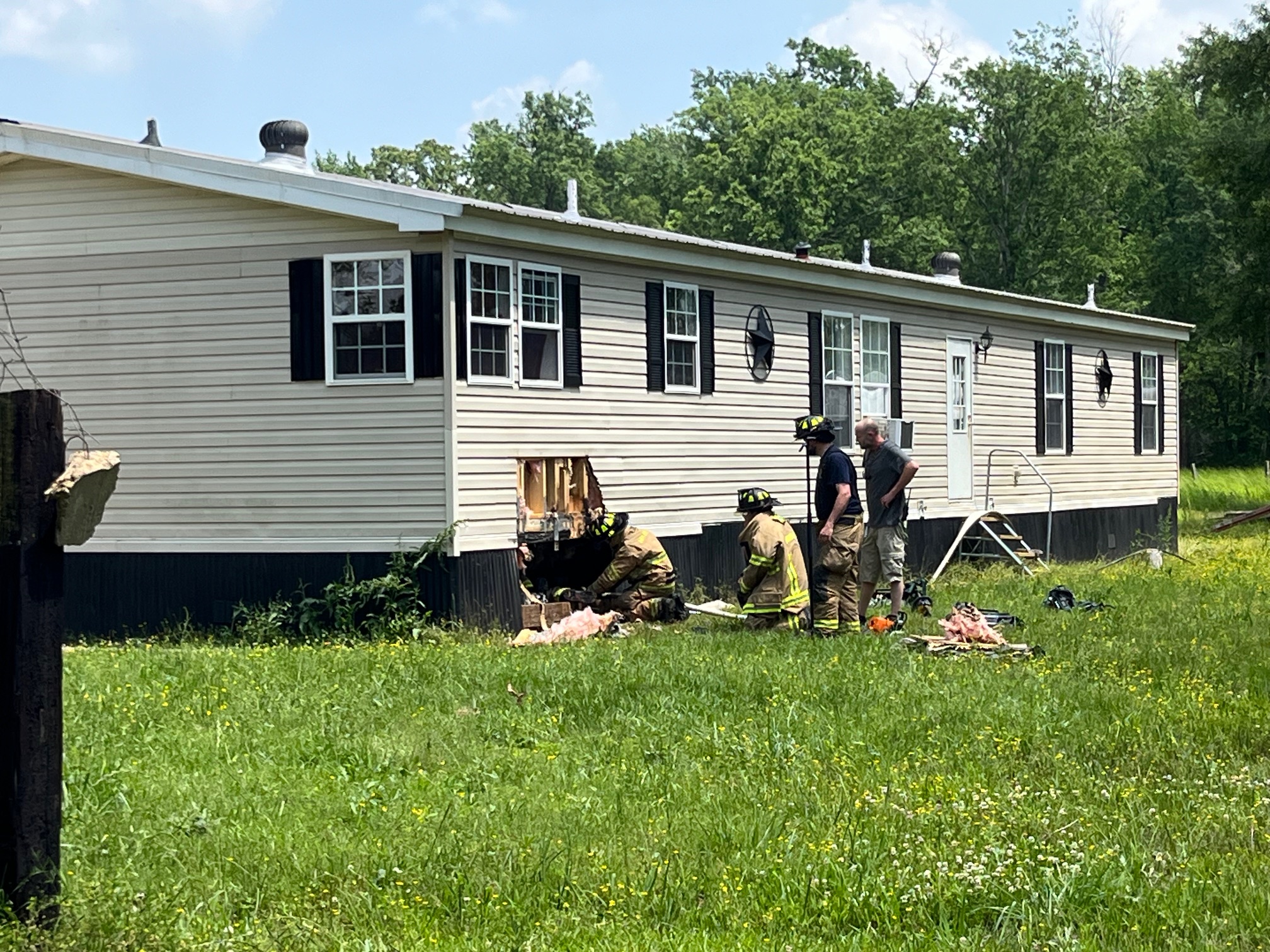 Open Banks mobile home sustains smoke damage in fire