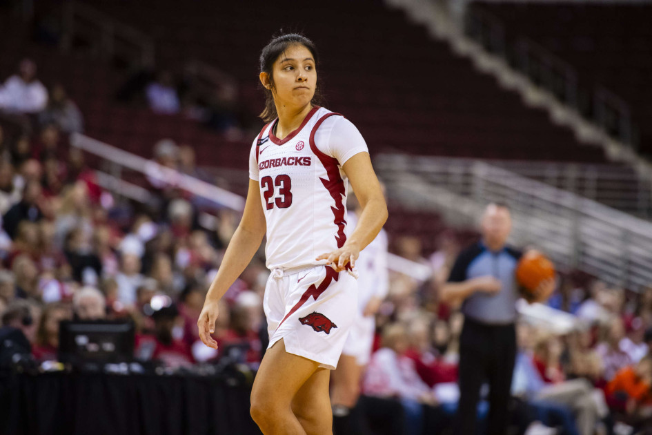 Arkansas Women’s Basketball Team Faces Kentucky in SEC Slate Opener