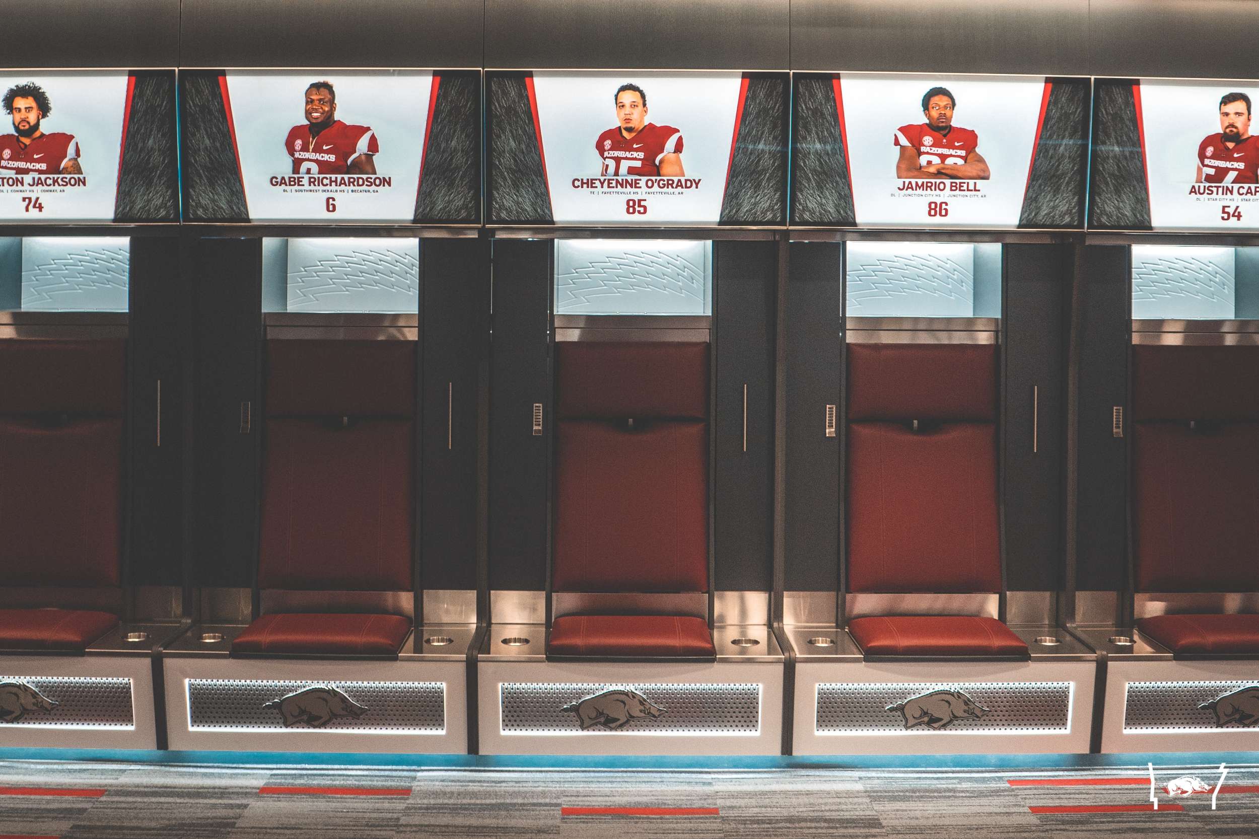 Photos Football Locker Room Unveiling Arkansas Razorbacks