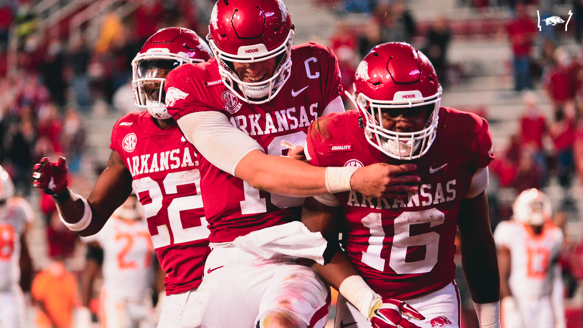 Arkansas Surges In The Second Half, Beats Tennessee 2413 Arkansas