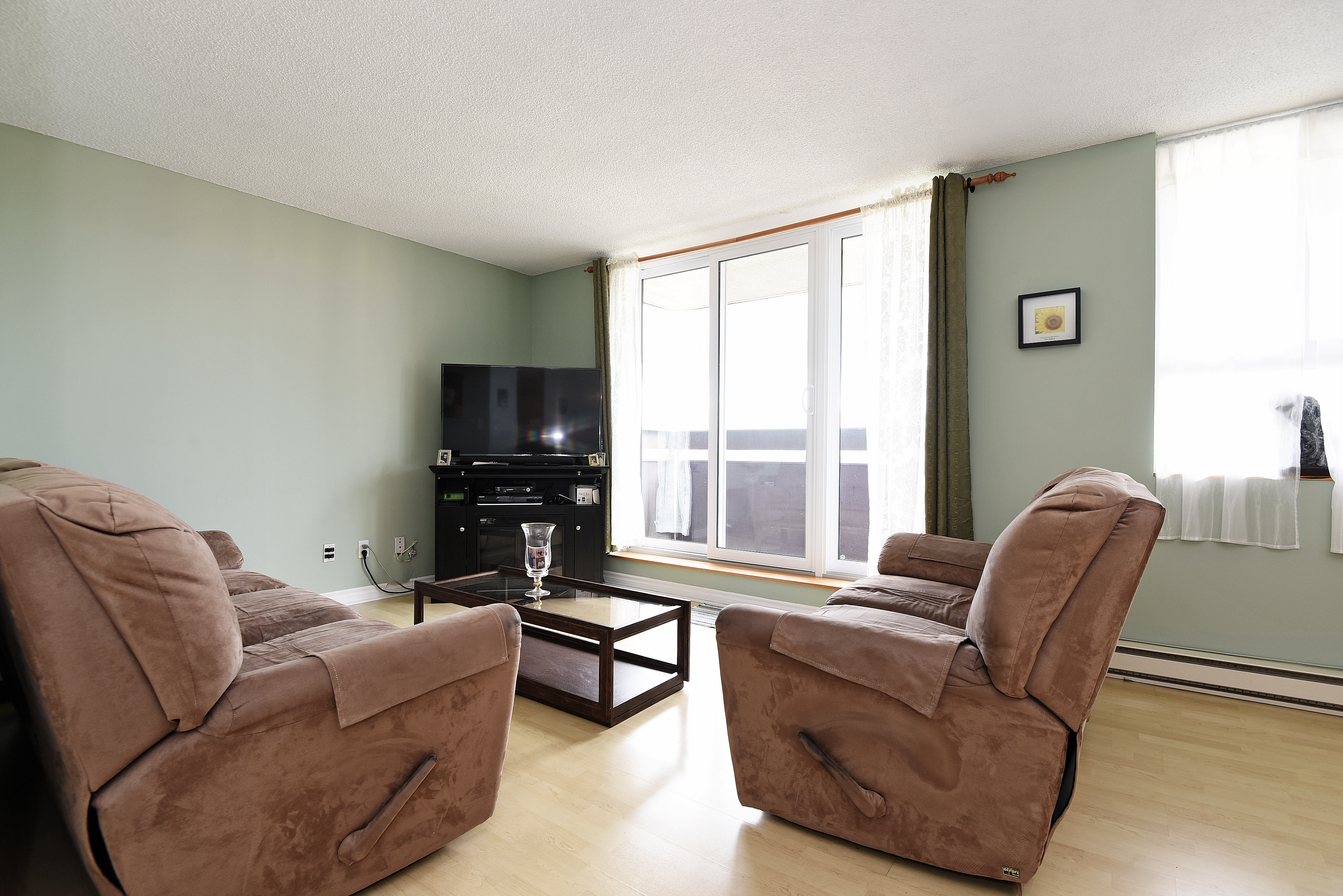 Beacon Hill South 3 bedroom condo apartment Arlene Cole